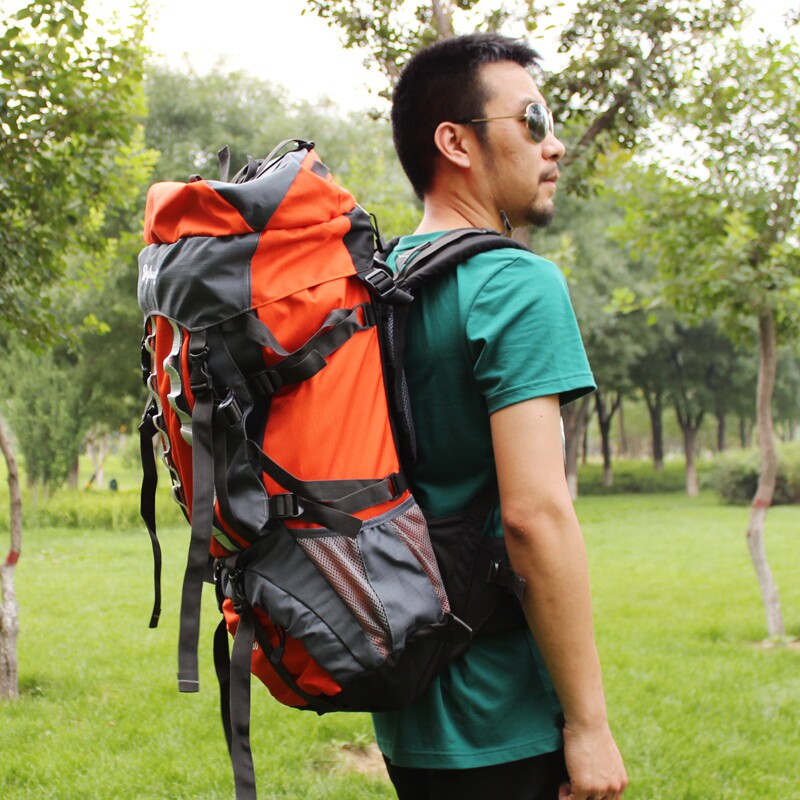 户外登山包男女款旅行包徒步背包双肩包轻便爬山背负系统防水80升