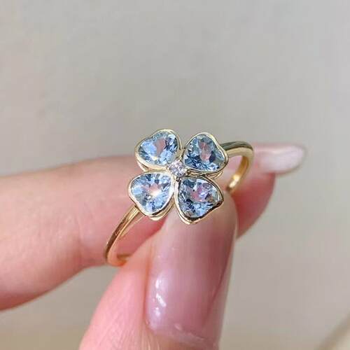 18K金女款镶嵌南非高品质钻石 0.85克拉天然海蓝宝石戒指真金真钻