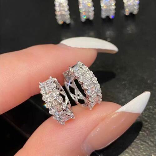 18K白金女镶嵌0.7克拉天然南非高品质钻石耳扣耳环真金真钻送证书