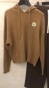 胸围122 正品 剪吊牌 衣长59 柚丁绵羊毛连帽针织毛衣