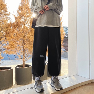 K003-P50~21/春款现货 女模港风宽松运动裤束脚休闲裤男针织卫裤图片