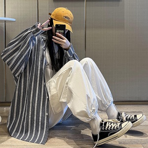 22春装 K29-P55 女模港风宽松休闲裤直筒工装裤男士裤子图片
