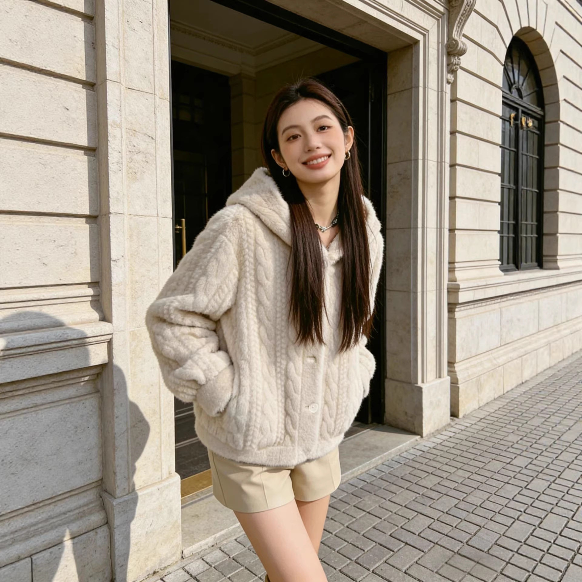 【云海风铃】仿水貂绒环保皮草皮毛一体连帽金貂绒外套女2025冬新