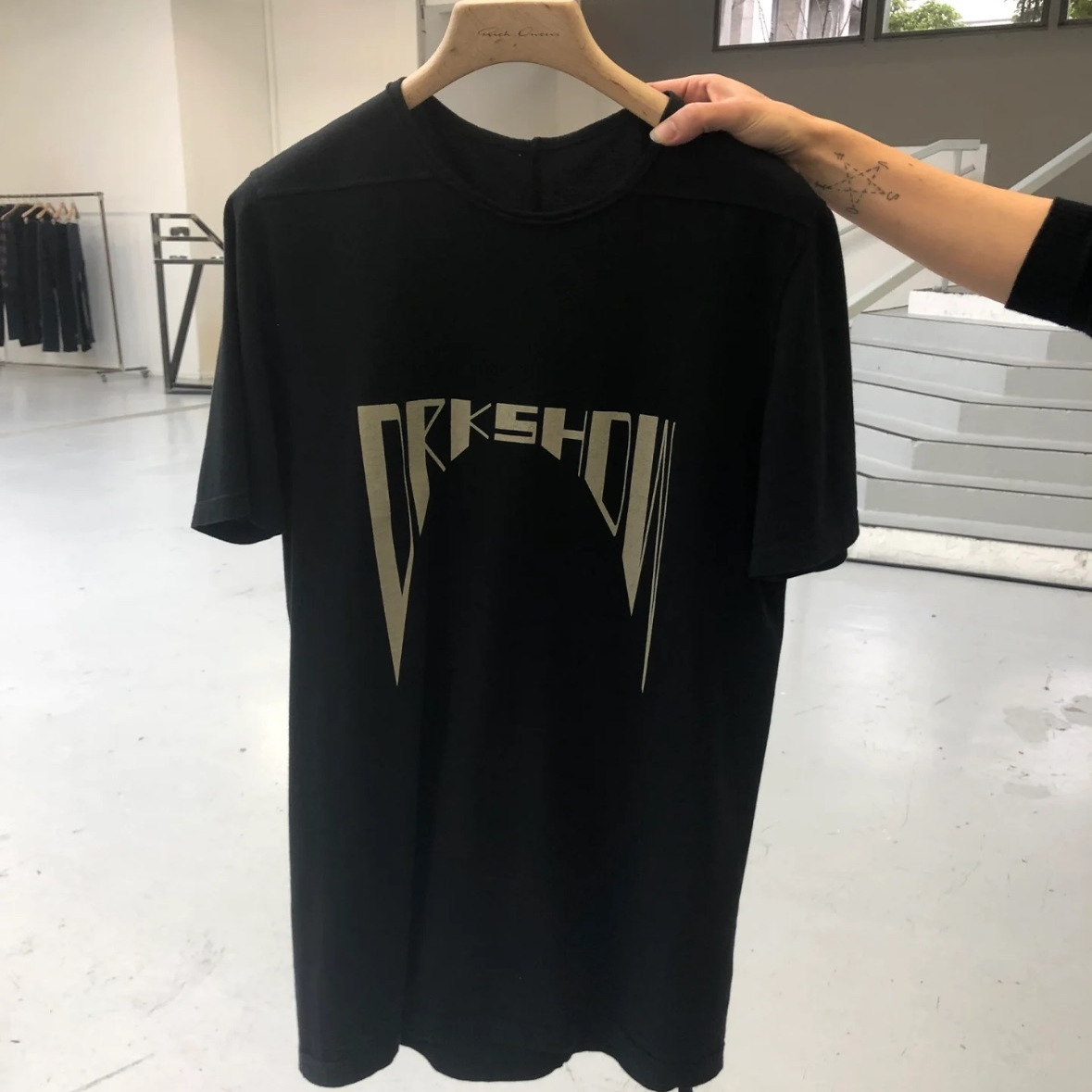 2025夏季新品RO雷霆字母先锋高街特宽松圆领棉质短袖黑色T恤