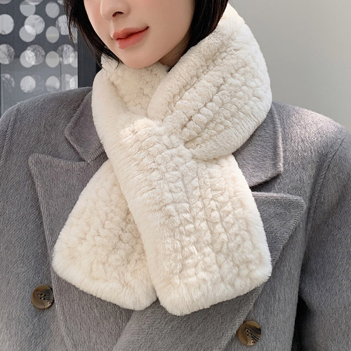 名媛气质基础款獭兔毛编织小围脖