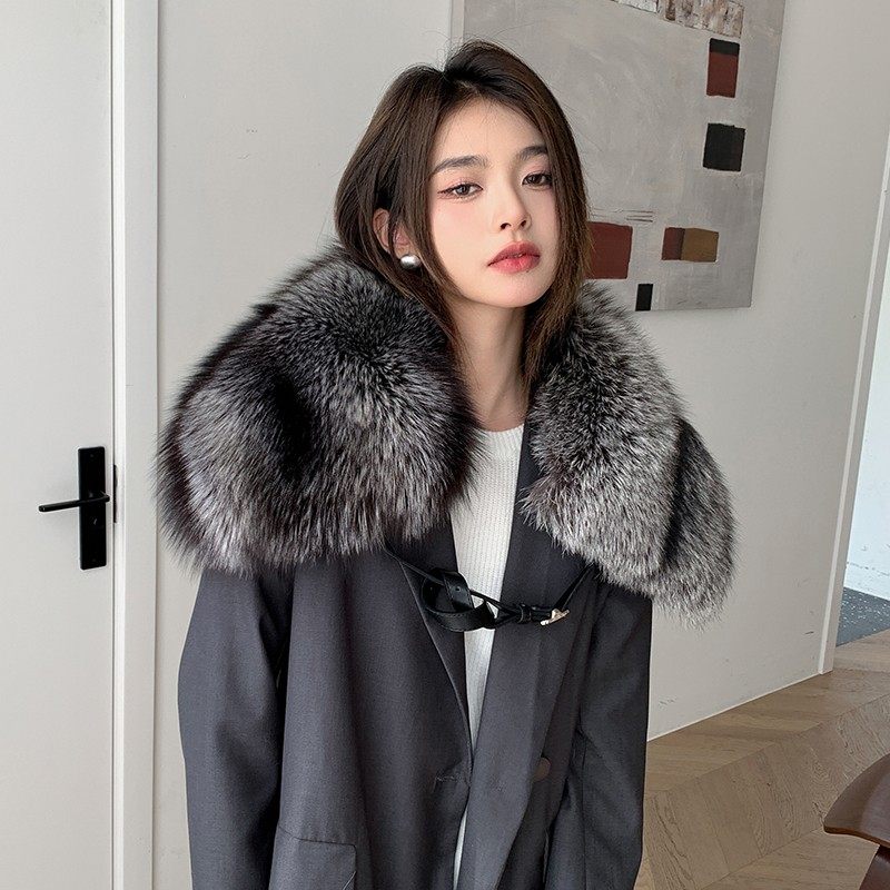 韩国高端时尚大气银狐色皮草披肩加宽真毛狐狸毛坎肩大围脖女冬季