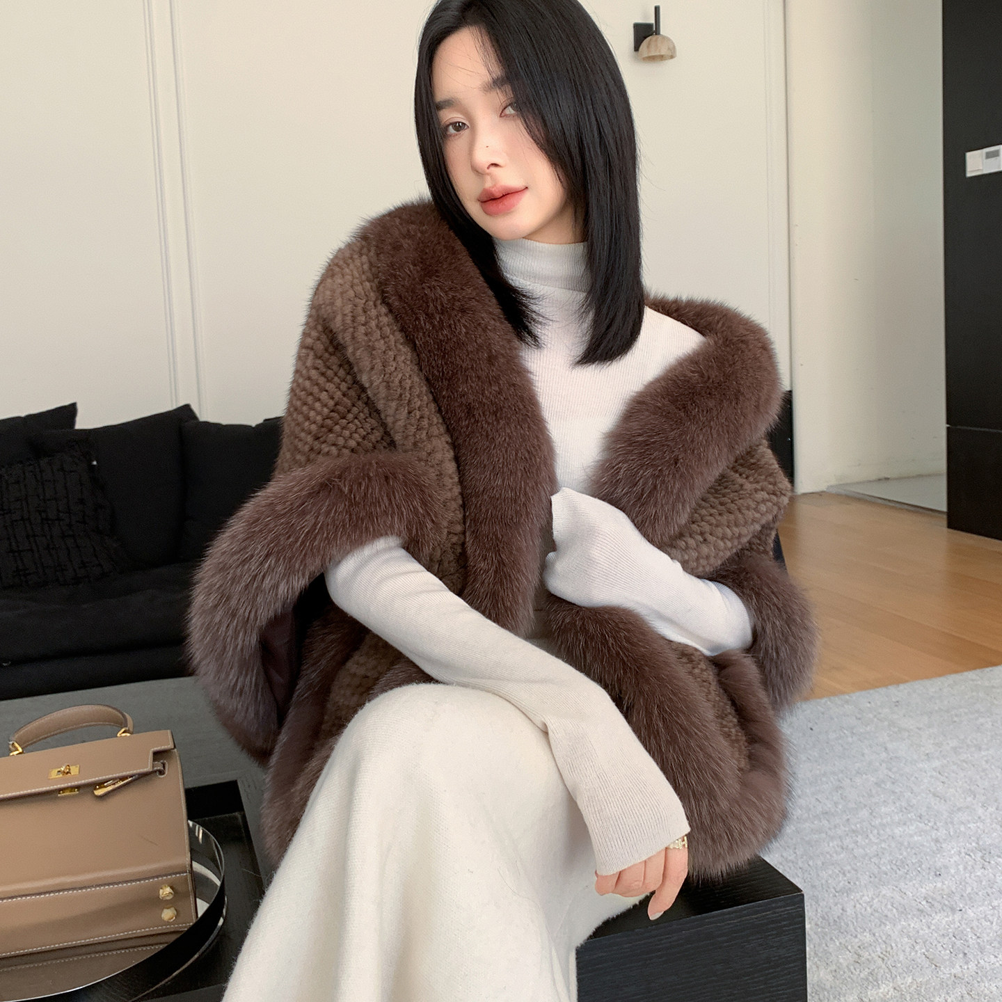 咖啡色水貂皮草披肩女秋冬 贵妇 富贵迷人眼貂皮斗篷配狐狸毛外套