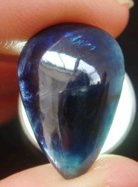16.51克拉天然黑蓝宝石裸石素面水滴形 14*20.5mm