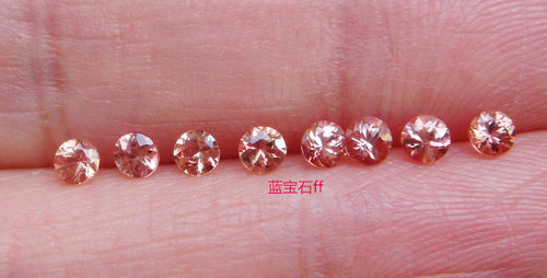 透明度好火彩闪亮 黄色蓝宝石裸石圆形2.9--3.0mm（8粒）