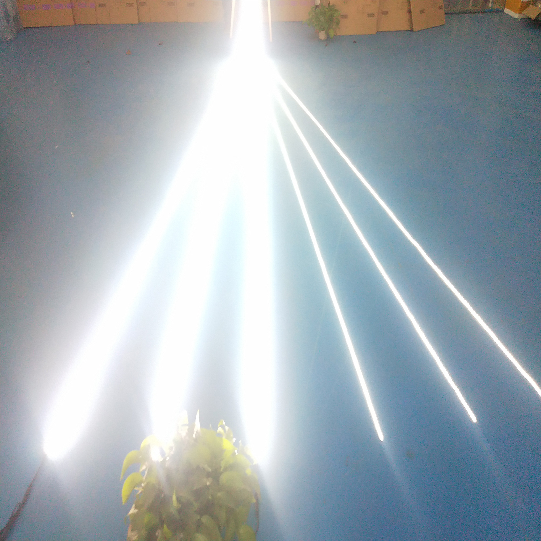 白色流水追光灯带常亮led长条线型灯嵌入式条形客厅无主流光灯条