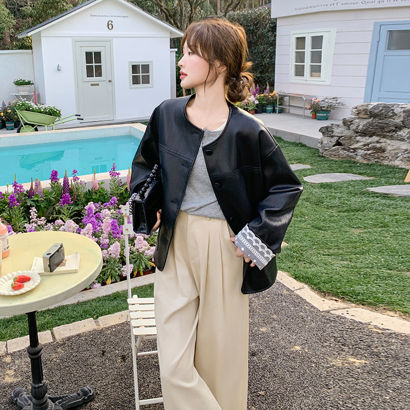 蕾丝拼接皮衣短外套女2025年秋季新款韩系高级感复古休闲pu皮夹克,女装皮衣,惟卡贝娜