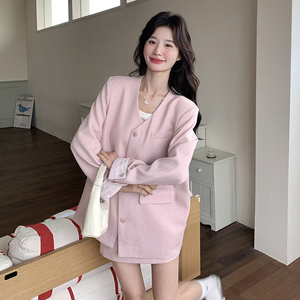 粉色高级感蕾丝拼接西服套装女2025春季新款小个子显瘦短裙两件套图片