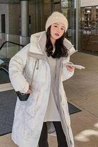 90绒已出货226-A211-P3452022冬季中长款印花羽绒服女控价488