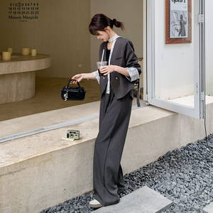 气质V领西装套装女2025春季新款高级感配丝巾短外套+阔腿裤两件套图片