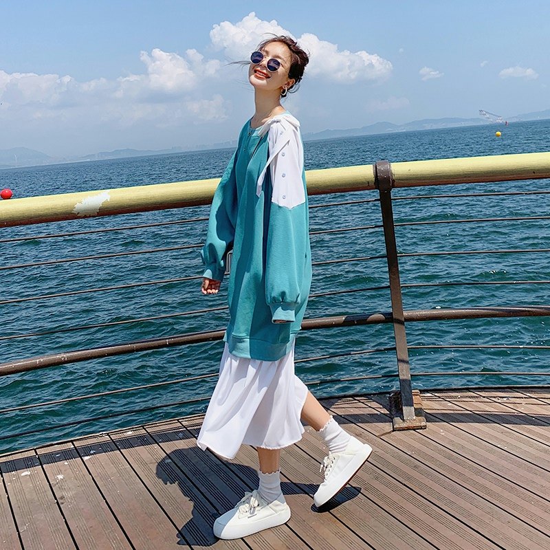 现货226-805-P1152022秋季新款卫衣连衣裙女控价168，女装连衣裙，惟卡贝娜