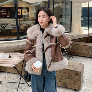 美拉德设计感羊羔毛外套女2025冬季新款小个子皮毛一体洋气机车服