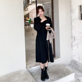 气质高级感穿搭马甲配娃娃领连衣裙女春2025独特超火减龄长裙，女装连衣裙，惟卡贝娜