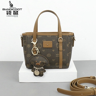 袋鼠女包小熊图案印花2026春季 方形米白棕手提包托特包水桶包双肩