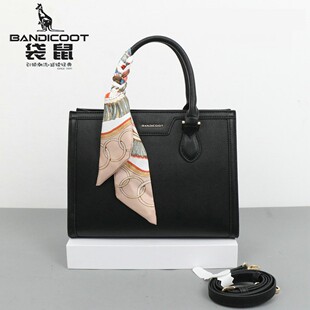 袋鼠女包真皮手提包2026新款 质感红色女小众丝巾斜跨包轻奢 时尚