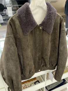 皮毛一体鹅绒服2025春季新款女装休闲工装风撞色领子外套