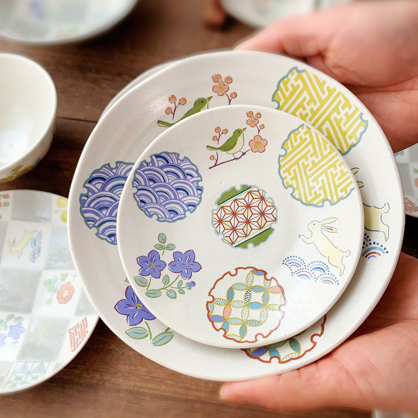 现货日本进口库山窑陶瓷复古雅致吉祥纹花鸟日式和风中钵皿饭碗盘,餐饮具,盘,淘宝优惠券,粉丝福利购,淘宝优惠卷