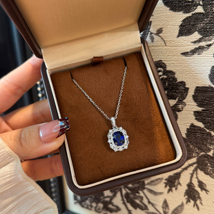 复古高级感蓝宝石项链女3克拉方形皇家蓝人工合成仿真彩宝锁骨链