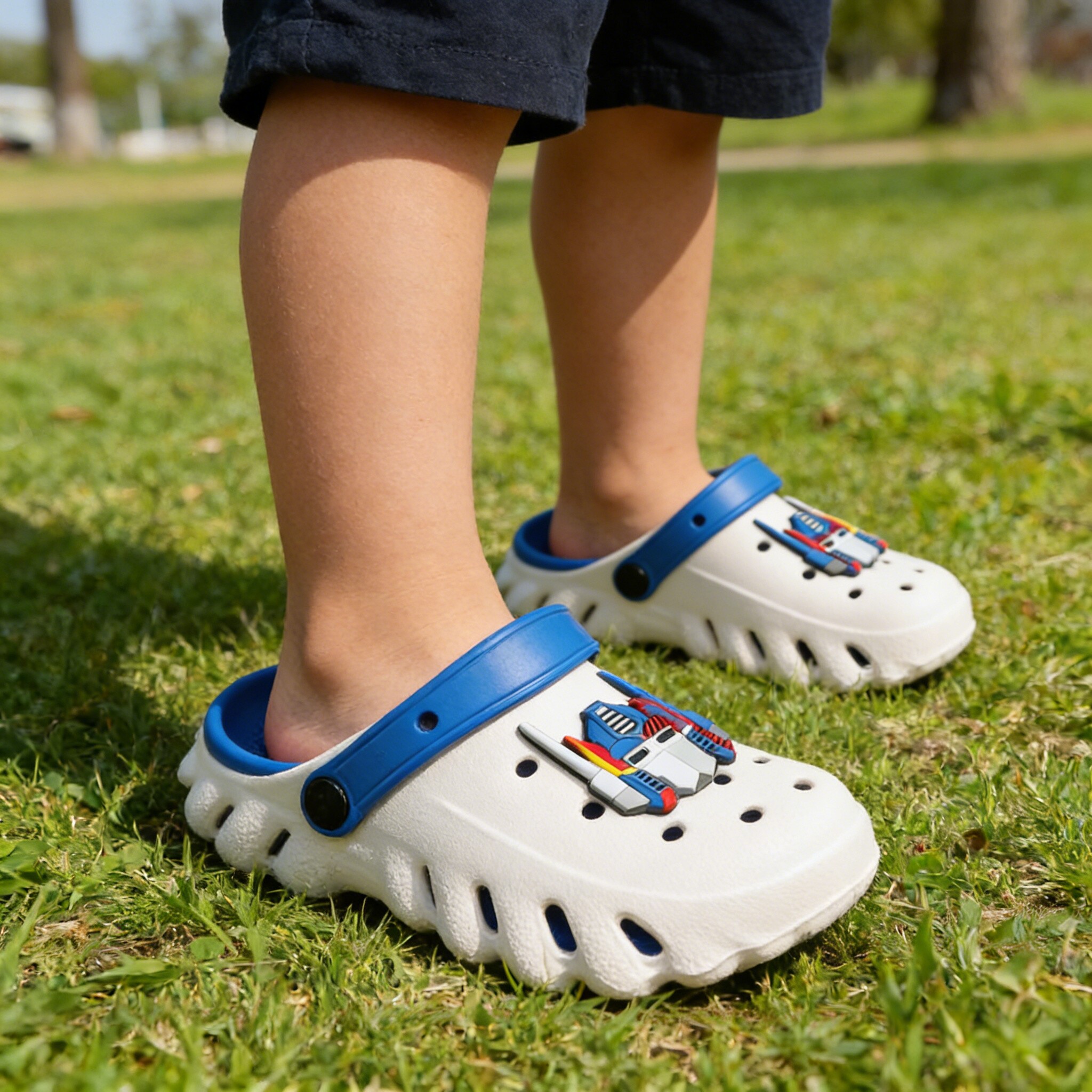 变形金刚儿童拖鞋男孩防滑凉拖夏季小孩大童室内居家洗澡卡通凉鞋