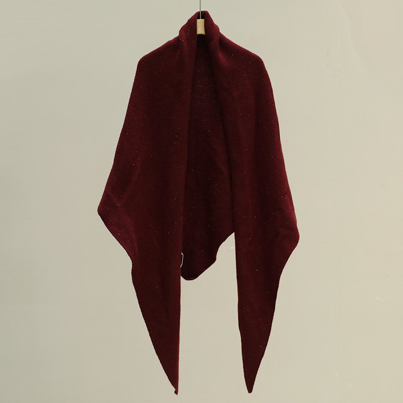100%羊毛针织大披肩围巾女士冬季高级感纯色保暖百搭护颈肩三角巾