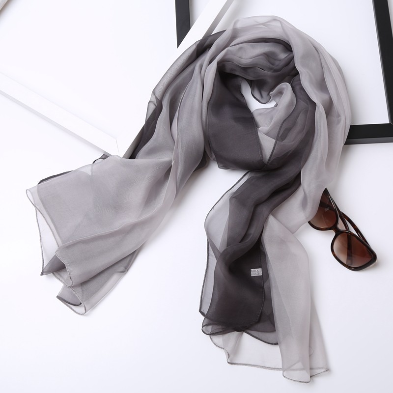 2023百搭新款春秋手绘渐变纱巾韩版围巾女长款真丝丝巾桑蚕丝披肩