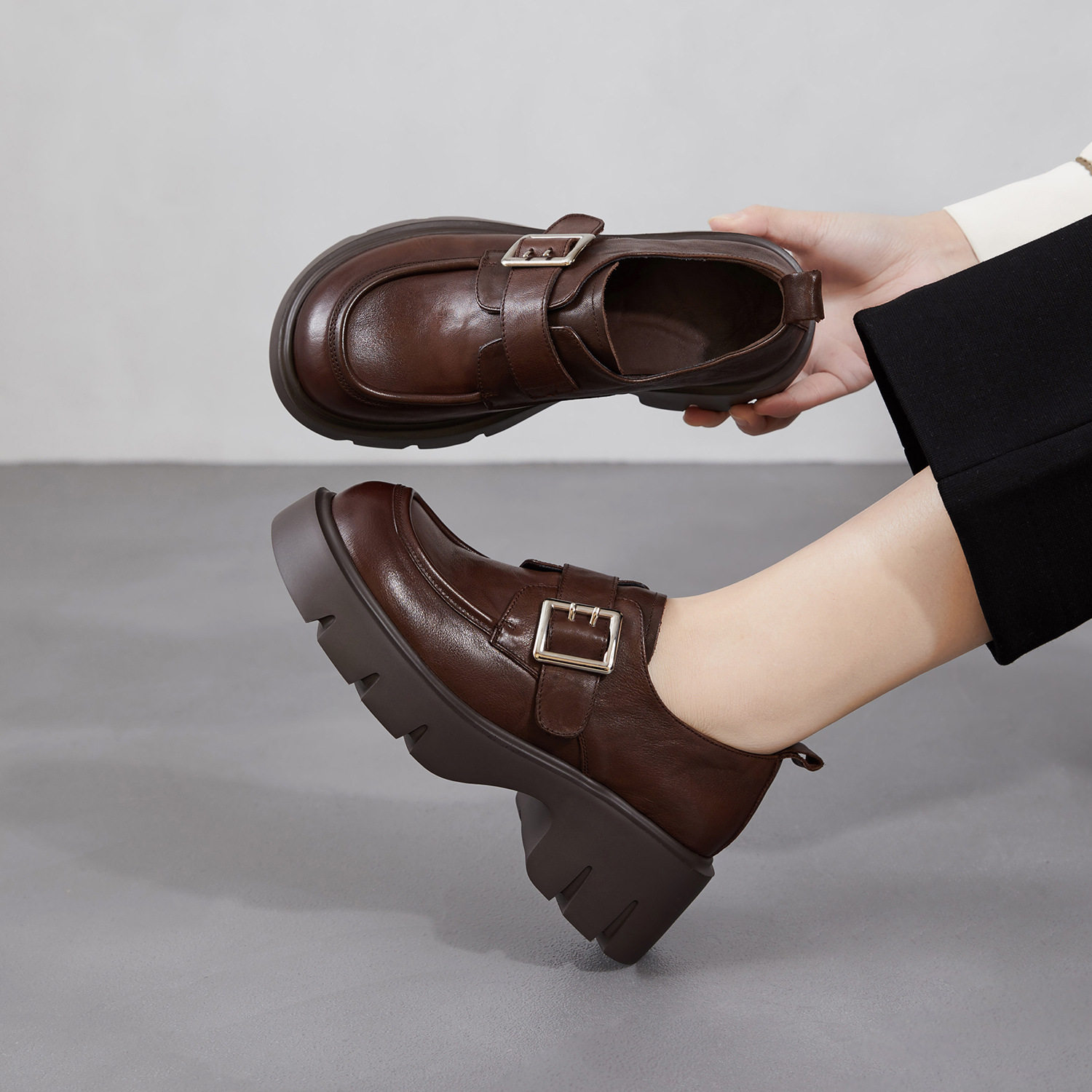 英伦复古厚底jk乐福鞋女26春新款黑色魔术贴小皮鞋深口皮带扣单鞋,女鞋,时尚休闲鞋,淘宝优惠券,粉丝福利购,淘宝优惠卷