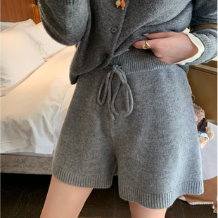 高腰显瘦百搭A字阔腿裤 女士25秋冬款 小个子 休闲裤 纯羊毛针织短裤