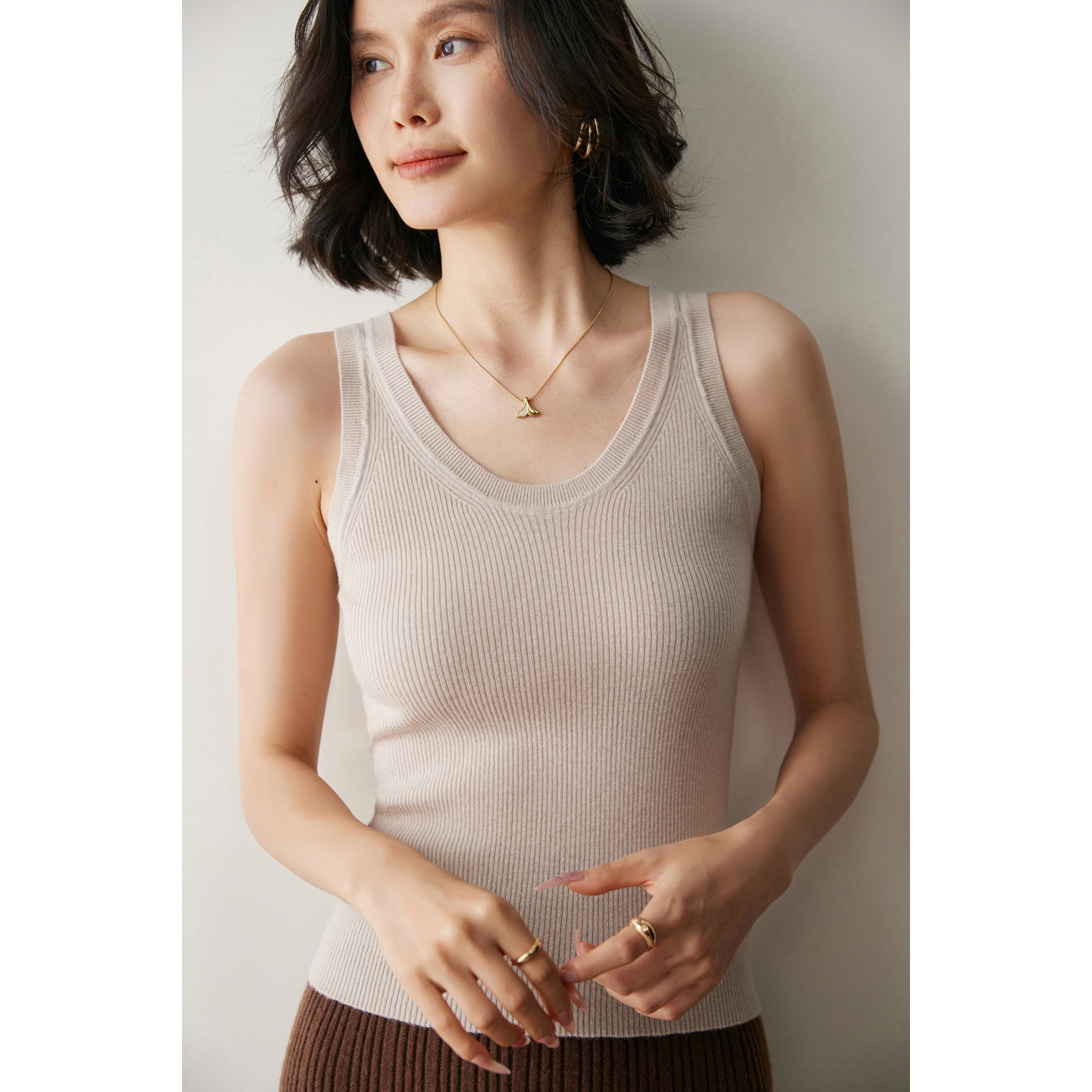 16针精纺超薄款山羊绒吊带背心女