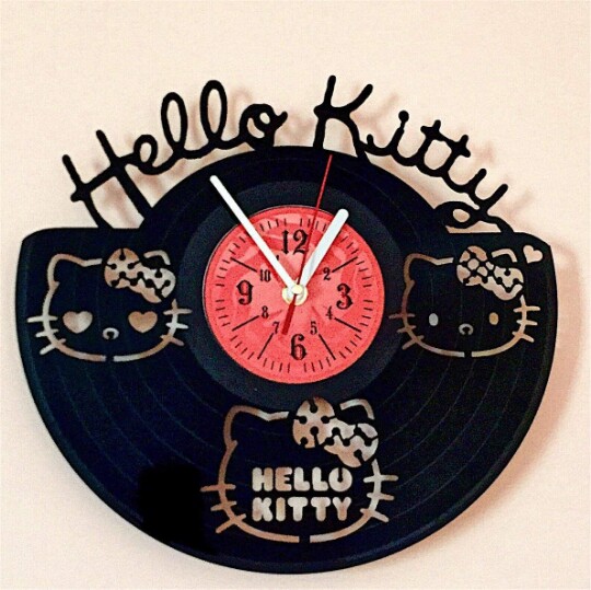 跨境爆款hello kitty猫黑胶唱片挂钟LED夜灯遥控创意时钟礼品
