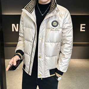 冬季简欧洲站羽绒服刺绣亮面90%白鸭商务立领厚外套杏色Y9183P280图片