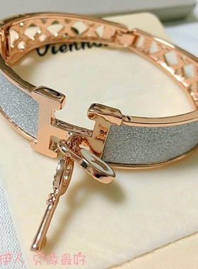 饰品玫瑰金色钥匙镂空防过敏手链