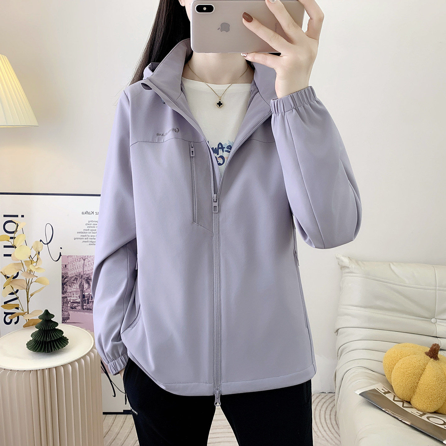 2026春季薄款冲锋衣女透气防水防风网衬软壳外套休闲户外徒步风衣