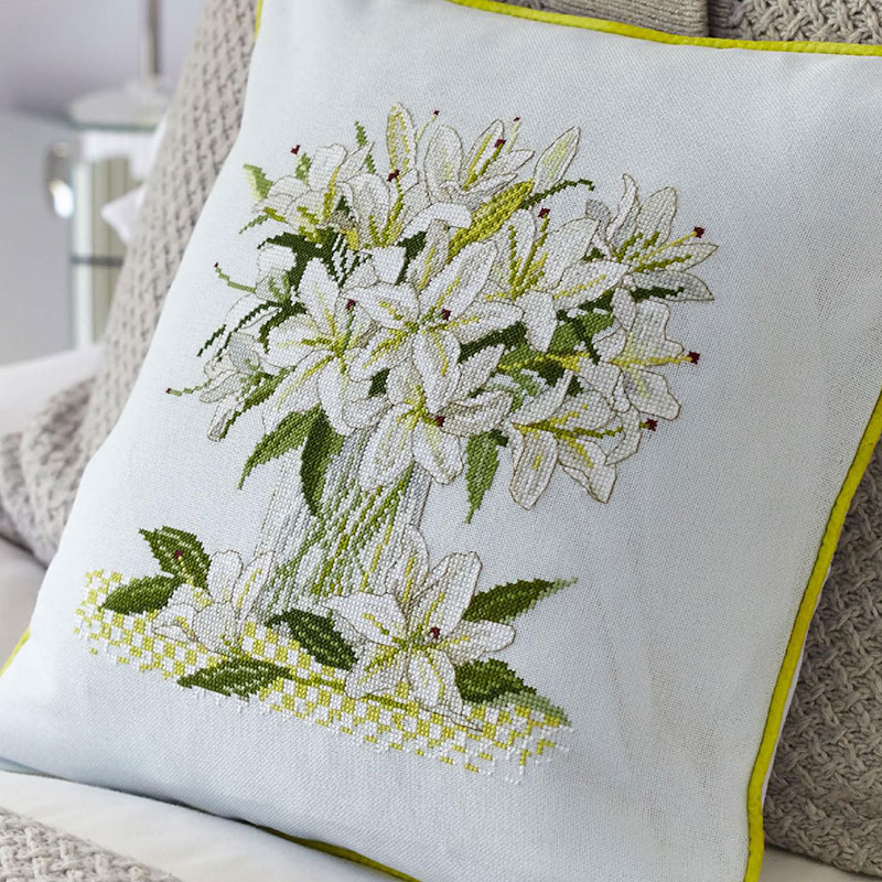 DMC线手工套件小小鱼十字绣 COL244-4白色百合花卉精准印花