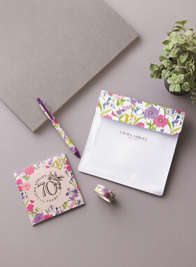 Laura ashley70周年限定 日本 Inred杂志附录收纳袋便签本圆珠笔