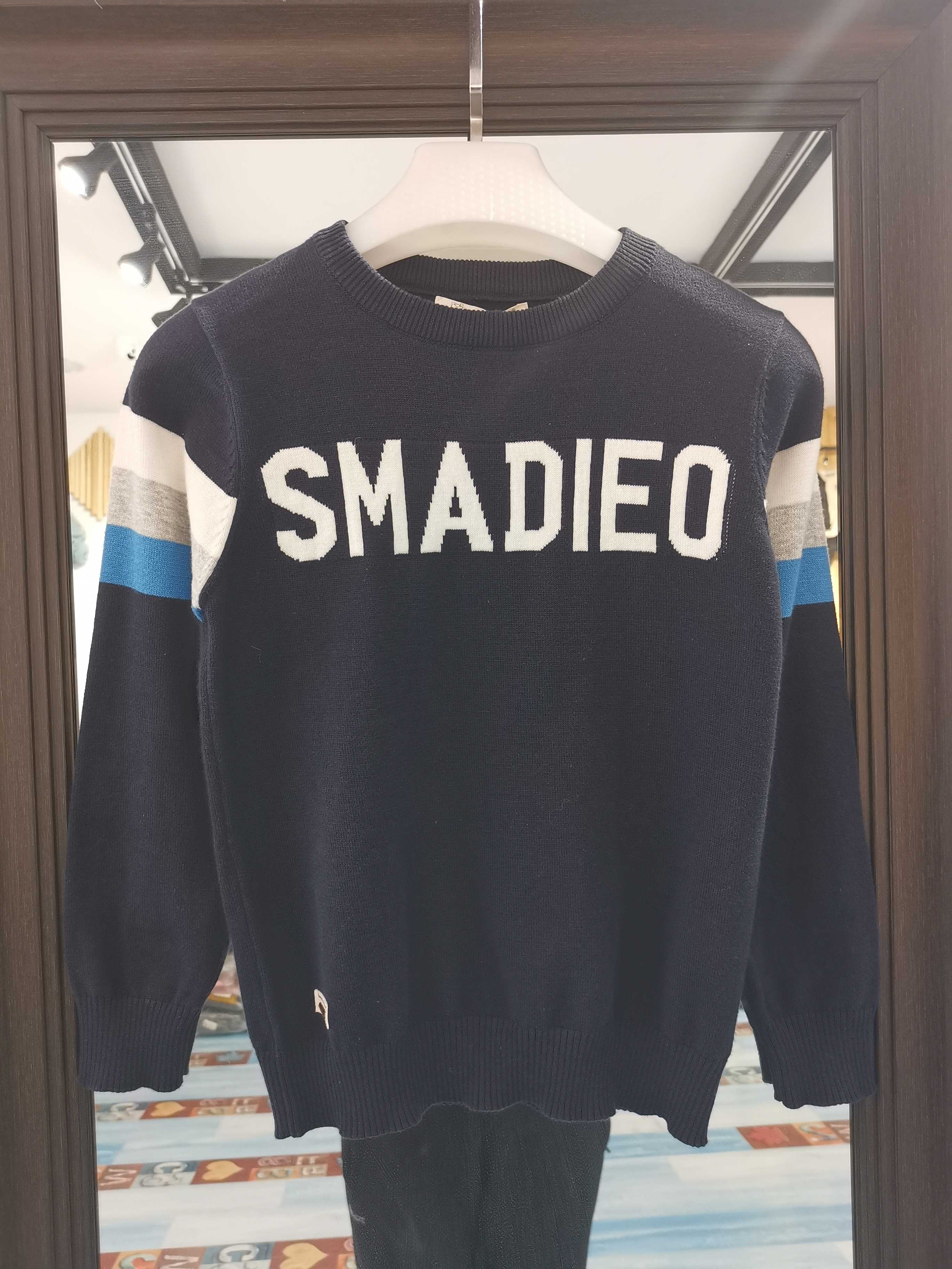 时尚春秋薄款针织圆领套头童装