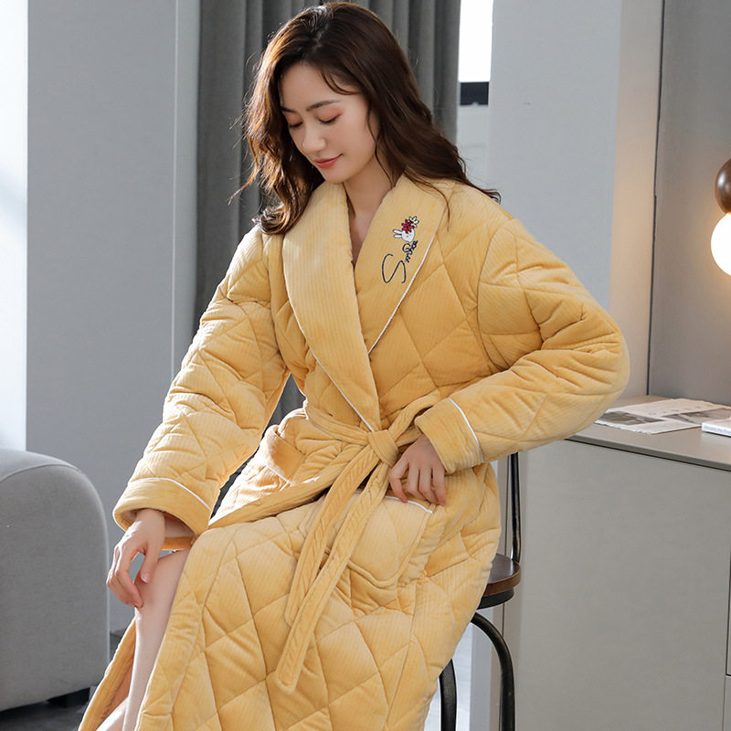 睡袍女冬季加厚长款珊瑚绒棉睡衣女士三层夹棉法兰绒秋冬天家居袍
