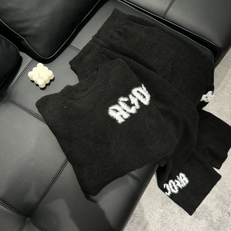 Yase【黑绒心奢】秋冬季套头保暖半边绒印花睡衣女可外穿睡衣套装