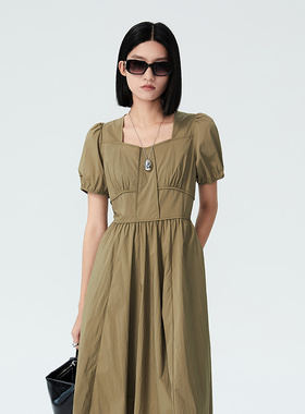 普普风2025年商场同款短袖收腰女性化分割方领连衣裙女22907