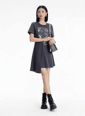 普普风不规则印花撞色短连衣裙女2024新款别致设计感21065