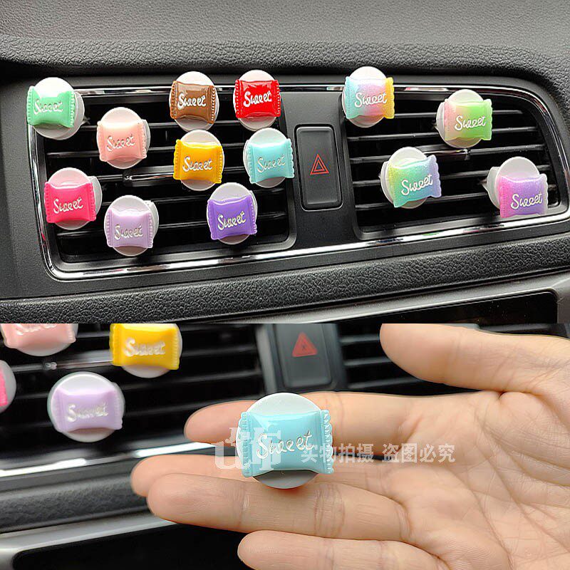 汽车出风口夹字母彩色糖果彩虹车载香薰空调口淡香车内小摆件装饰