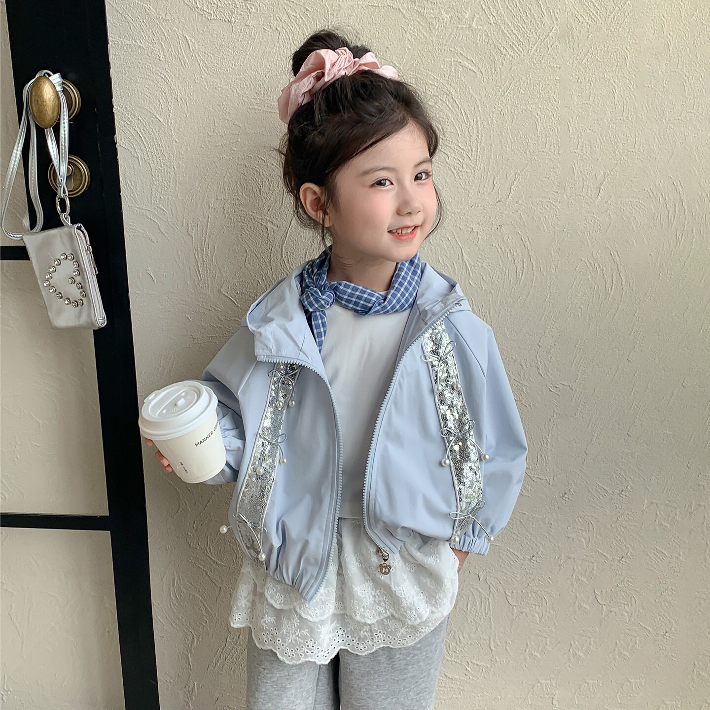 童装外套春秋款女宝宝洋气小孩子连帽夹克亮片上衣儿童衣服三四岁