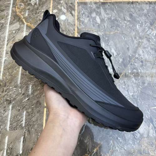 高品质广州黑色透气软底男鞋