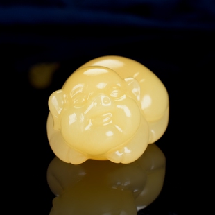 天然玉石新疆和田玉黄玉猪手把件招财玉猪手把件生肖猪护身符精雕