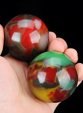 天然新疆和田玉彩玉实心球手把件