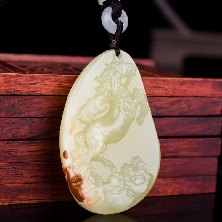 和田玉籽料原石雕刻玉马项链坠玉佩生肖马吊坠马到成功挂件玉器