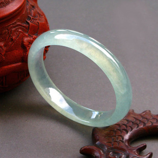 天然正品缅甸翡翠手镯a级冰种浅绿正阳绿通透玉镯子女款